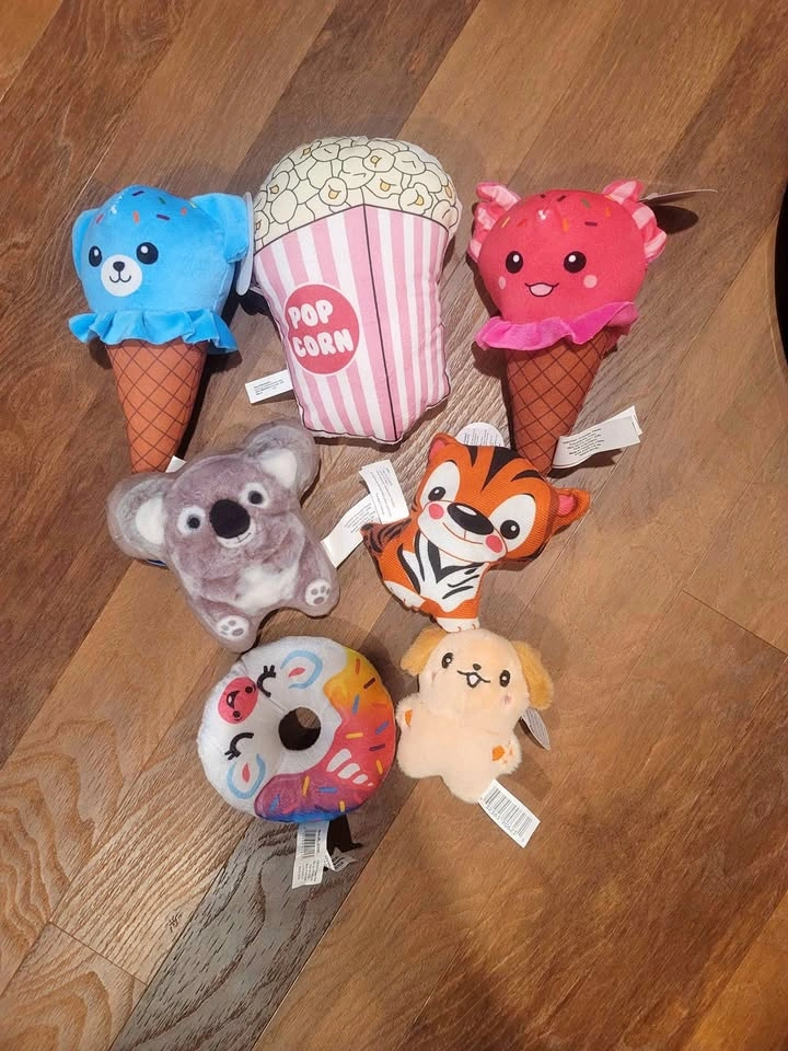 Arcade Plushies