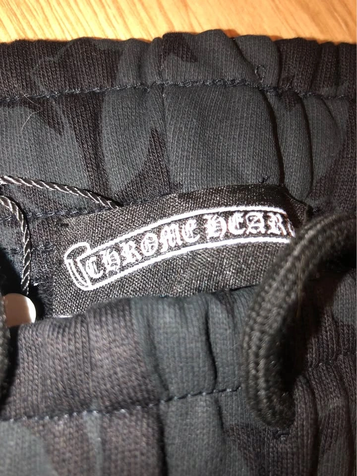 Chrome Hearts Shorts - photo 3