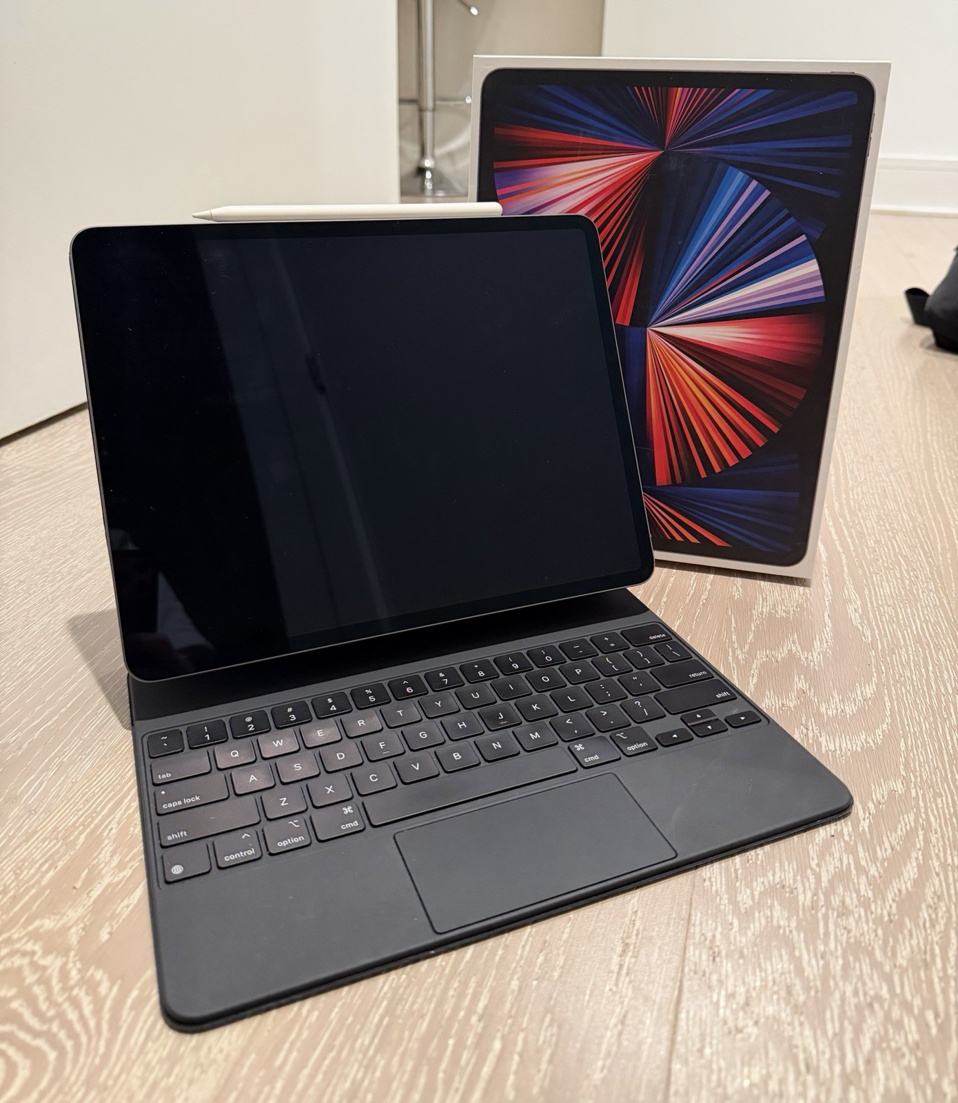 Apple iPad Pro 12.9" M1 5th Gen - Excellent Condition