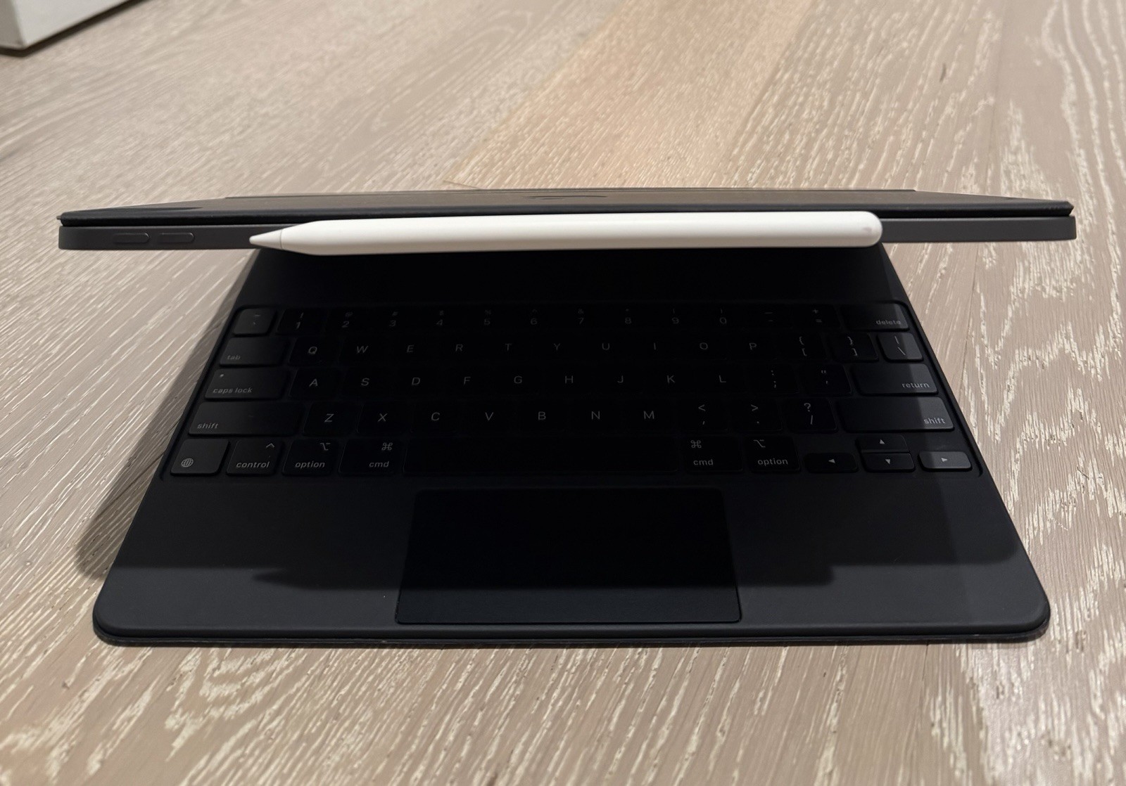 Apple iPad Pro 12.9" M1 5th Gen - Excellent Condition - photo 3