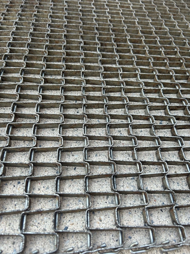 Vintage Industrial Steel Link Garage Mat - 36" Wide - photo 2