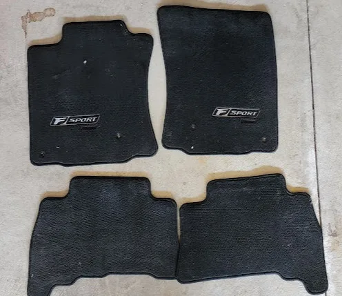 OEM Lexus GX460 Carpet Floor Mats 2010-2013 thumbnail