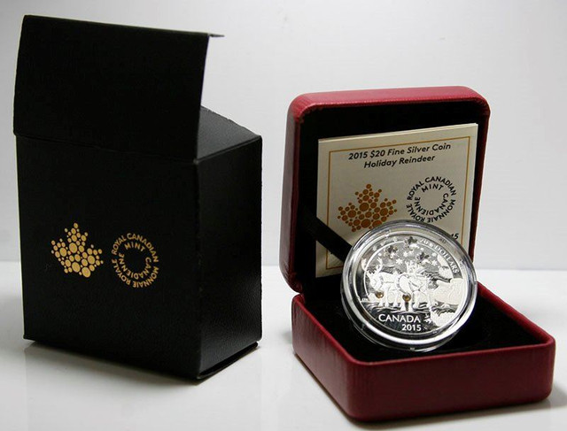 2015 Fine Silver $20 Holiday Reindeer With Crystal