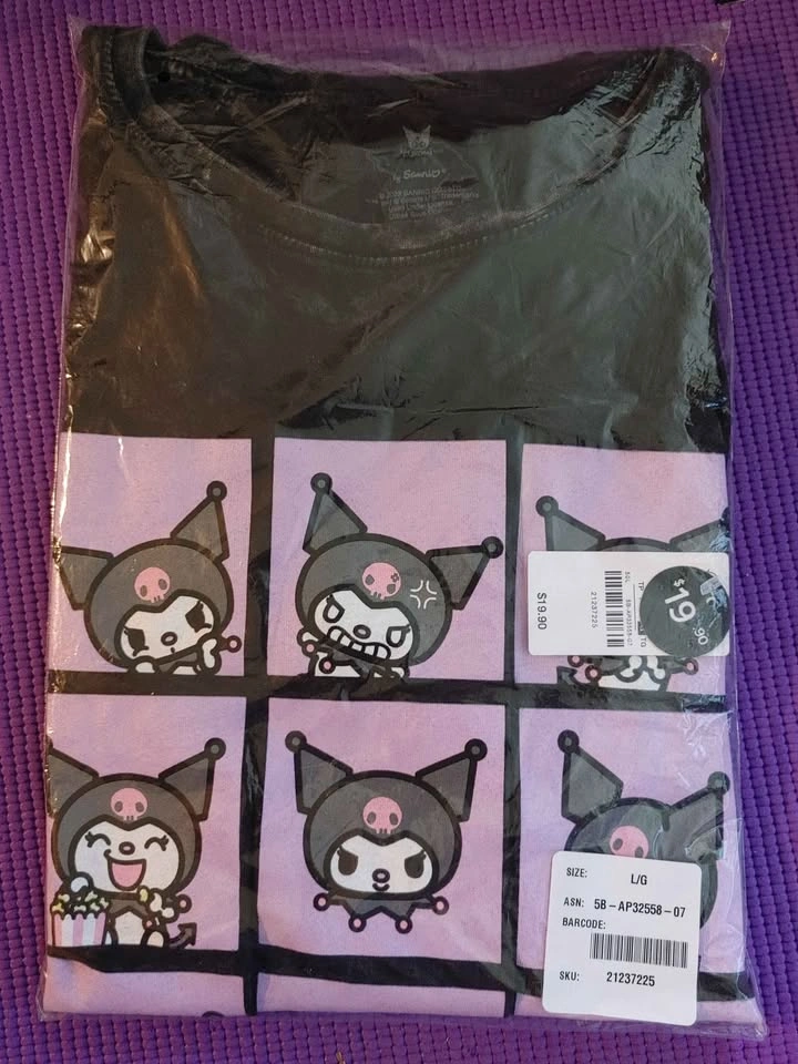 Sanrio Kuromi T-Shirt XL