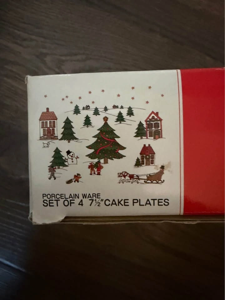 Christmas Heritage Plates (4) - photo 3
