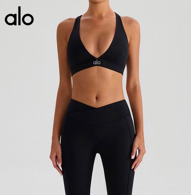 ALO Yoga New With Tags Activewear - Leggings & Full Sets