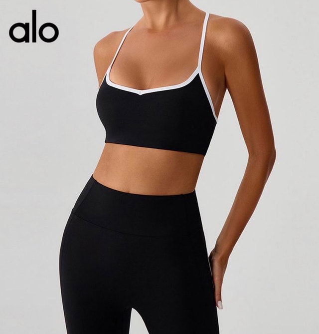 ALO Yoga New With Tags Activewear - Leggings & Full Sets - photo 3