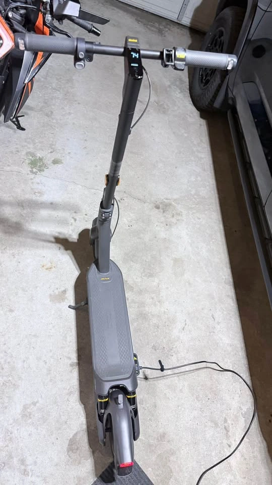 Ninebot KickScooter MAX G2 Electric Scooter - photo 2