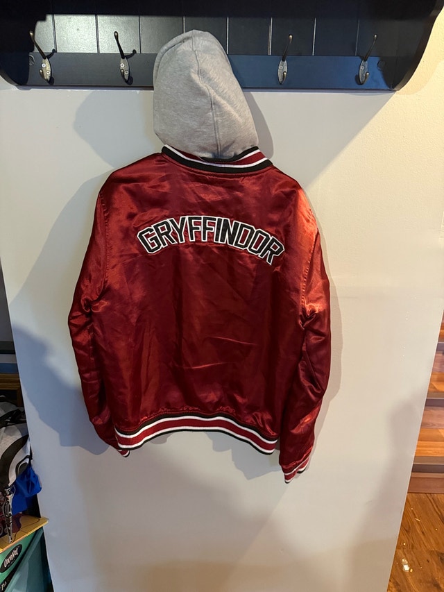 Harry Potter Gryffindor Jacket Size M - photo 2