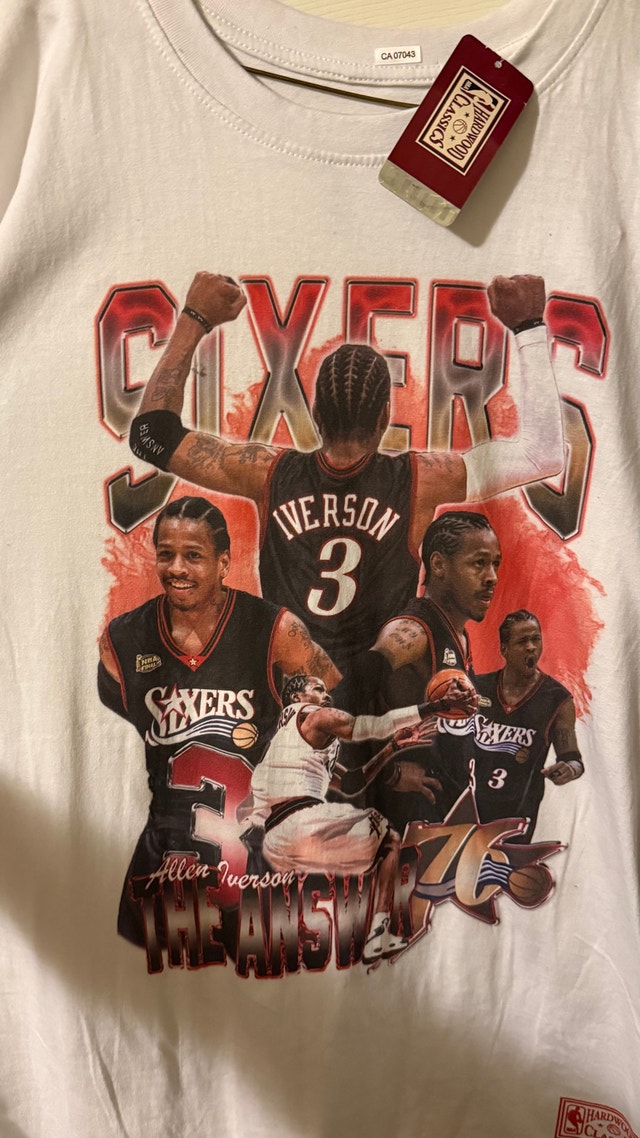 Large Allen Iverson T-shirt