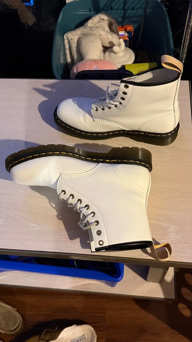 White Doc Martens Size 11W / 9.5M - photo 2