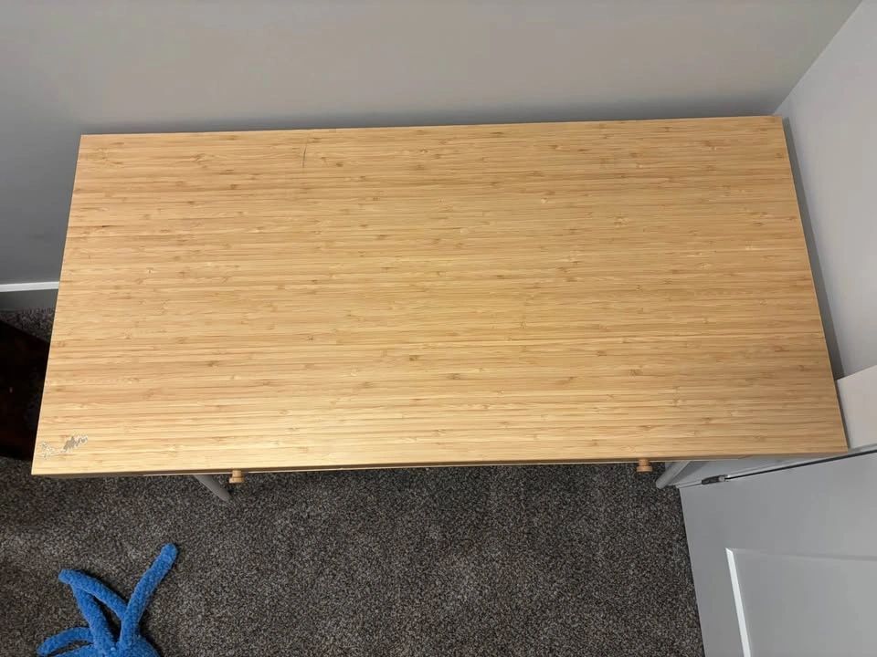 IKEA Desk - Sturdy & Functional - photo 2