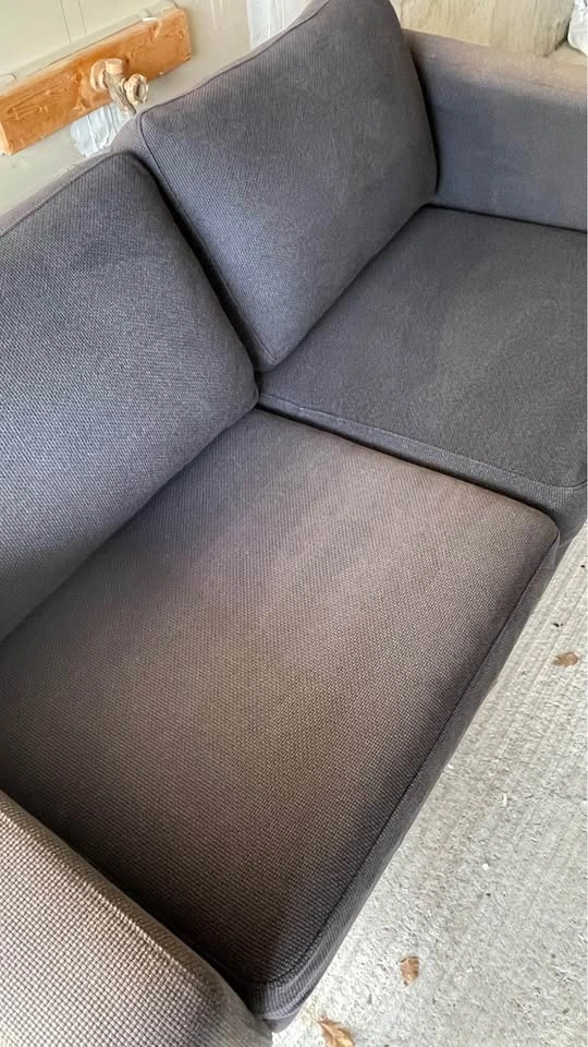 Dark Grey 2-Seater Sofa – Comfortable, but sun-faded – Great Opp - photo 3