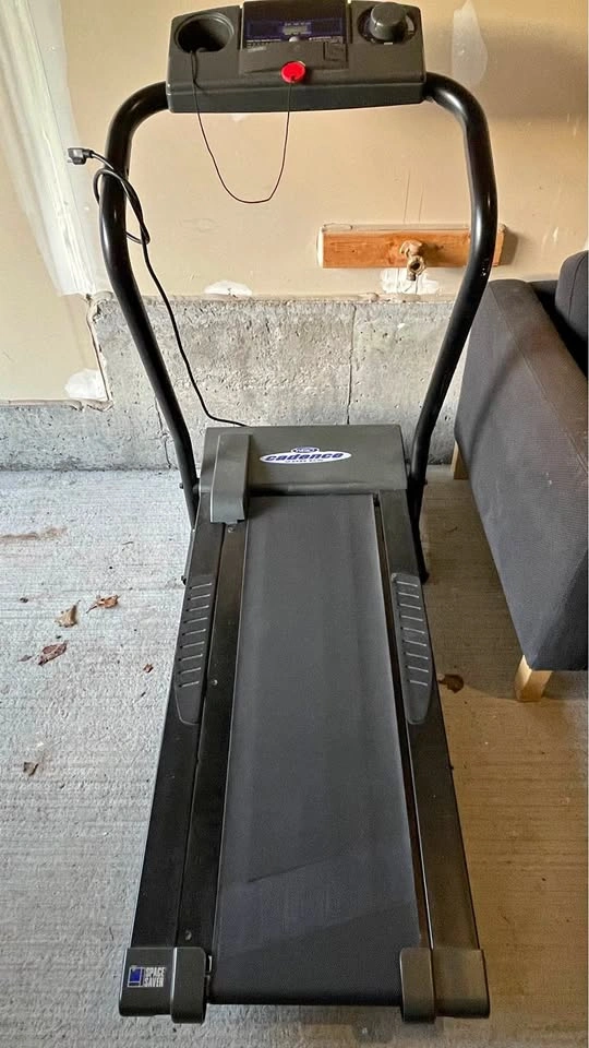 ProForm Cadence 300 CS Folding Treadmill