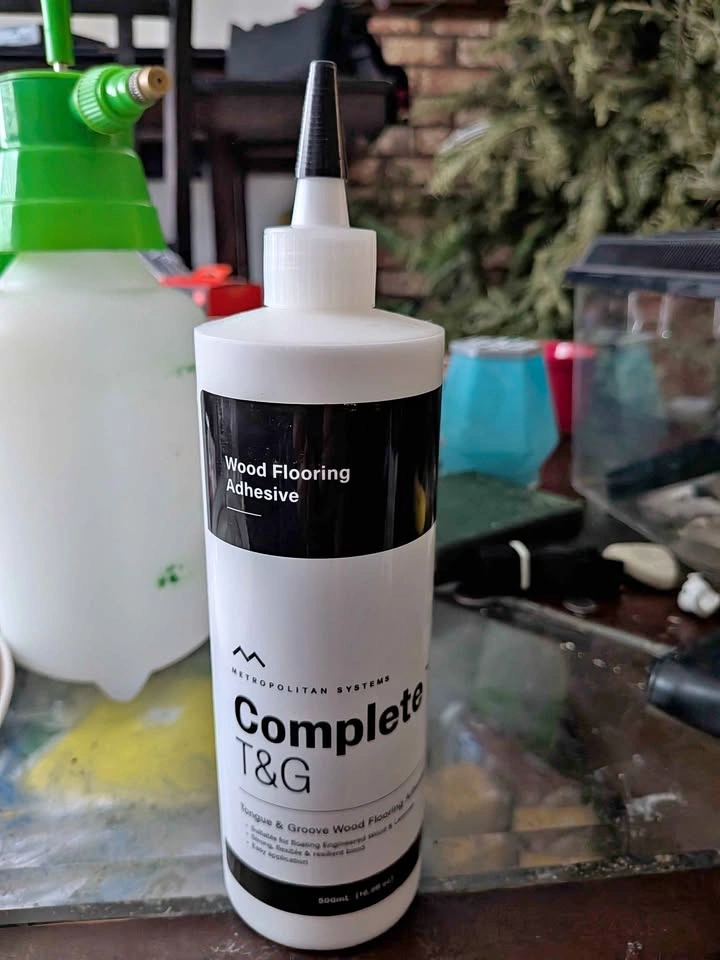 Brand New Metropolitan Systems Complete T&G Flooring Glue