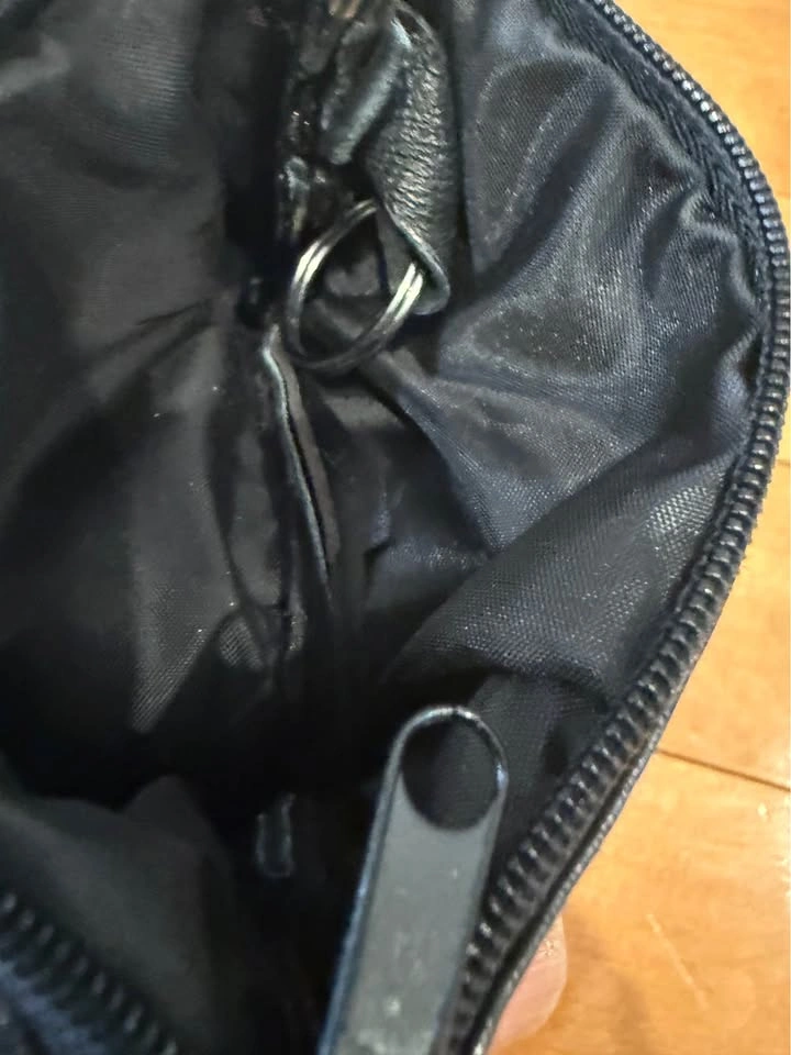 Black Leather Coin Purse Key Holder - photo 2