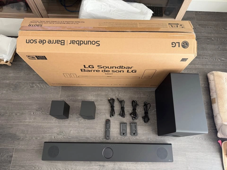 LG S80TR 5.1.3 Channel Sound Bar w/ Subwoofer & Rear Speakers - photo 2