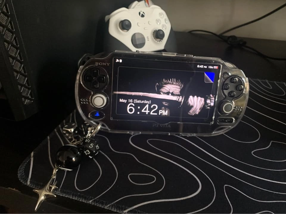 PS Vita (1000) Bundle - photo 2