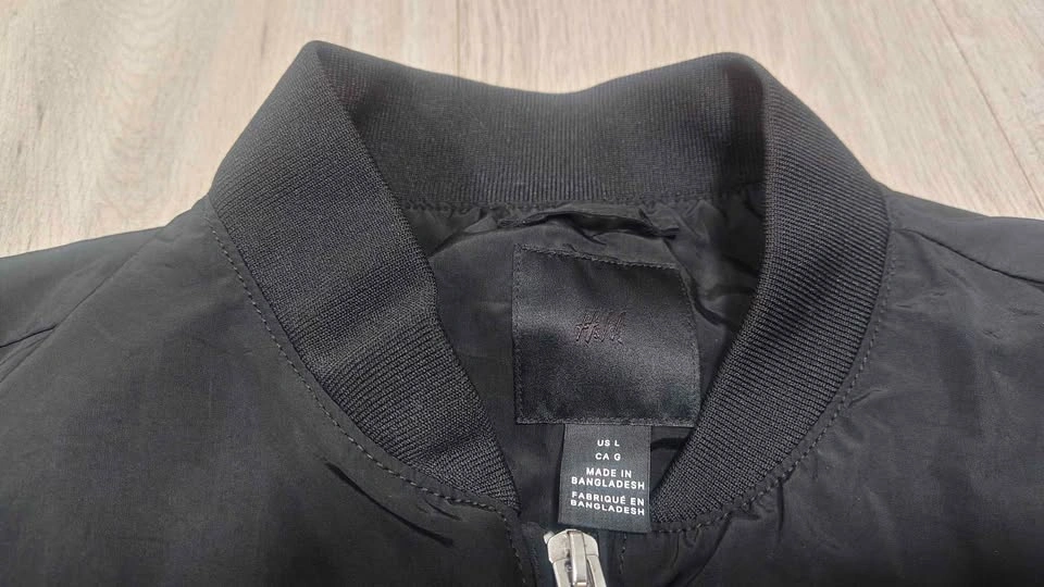 H&M Black Bomber Jacket Size L - photo 2