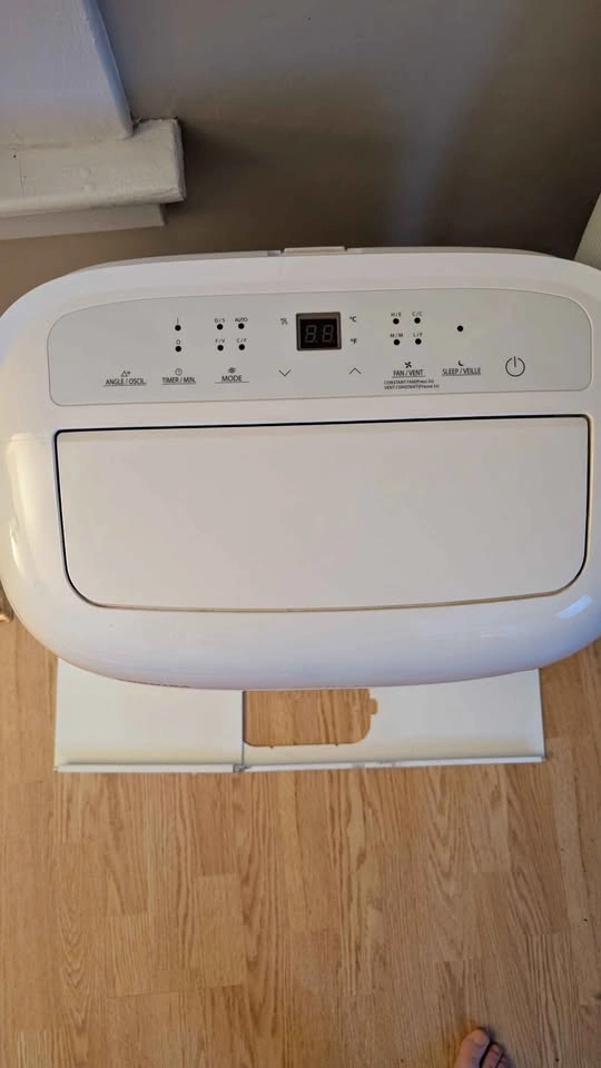 Toshiba 3-in-1 Portable Air Conditioner - 8000 BTU - photo 2
