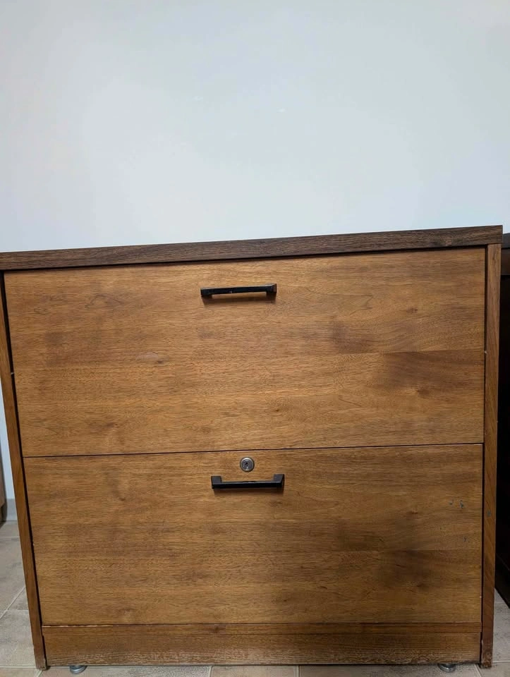 2 Units - Wood 2-Drawer Filing Cabinet Made in Canada - photo 2