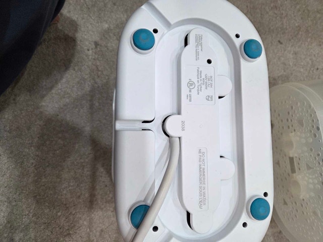 Philips Avent Electric Steam Sterilizer - Lightly Used - photo 3