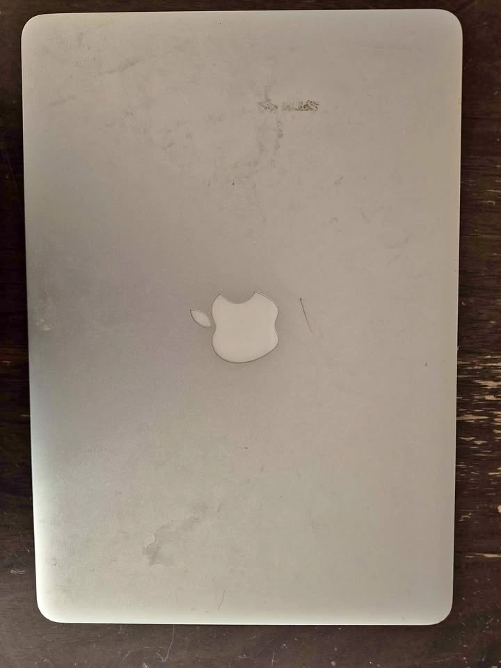 MacBook Air 13" 2017 A1466 - For Parts
