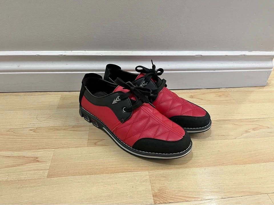 COSIDRAM Red & Black Quilted Lace-up Shoes SIZE 8