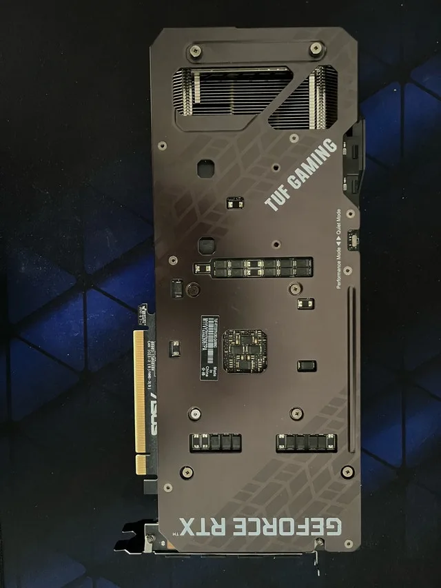ASUS TUF RTX 3070 - photo 2