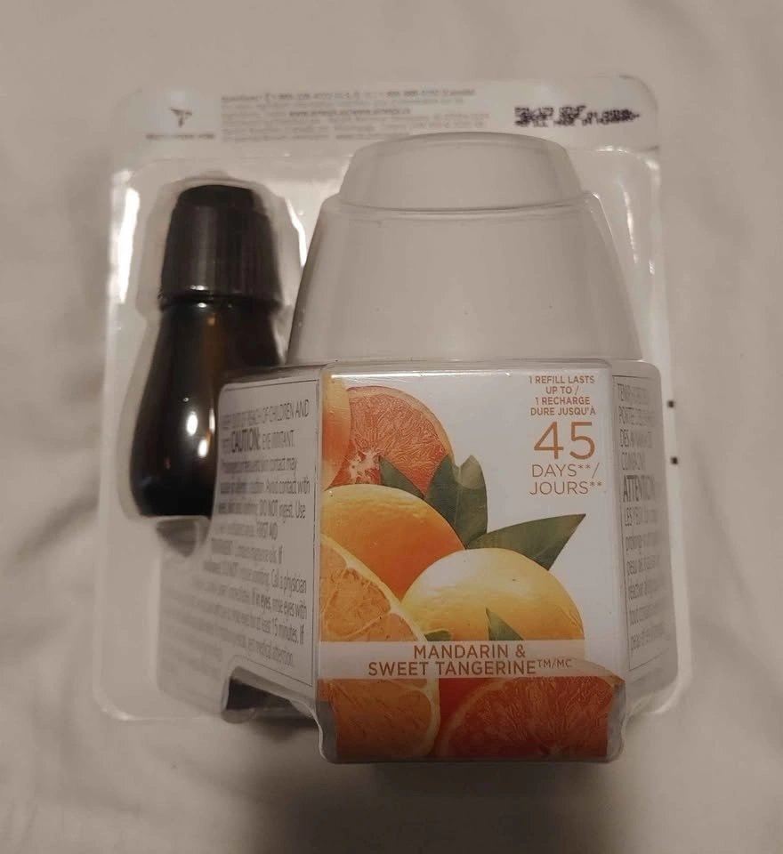 Airwick Essential Oil Starter Kit - New - photo 2