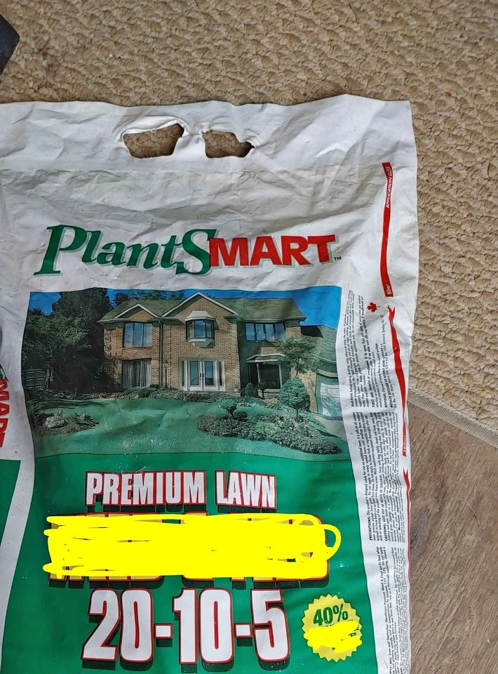 Premium lawn food and treatment. 2 items available.