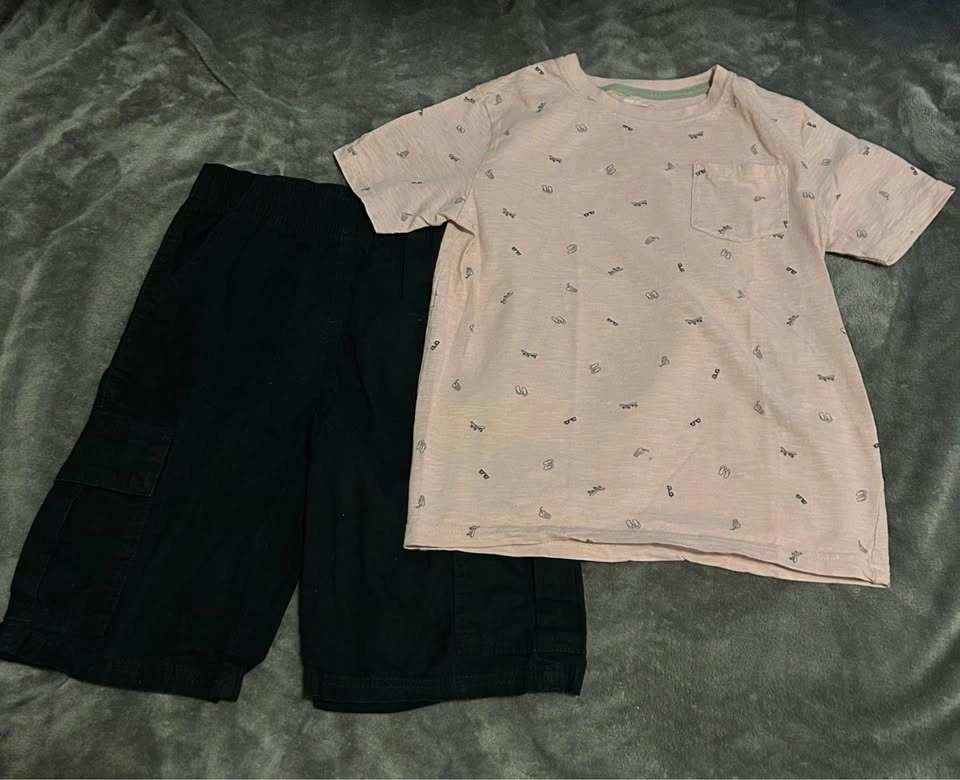 Boys Size M Clothing - photo 2