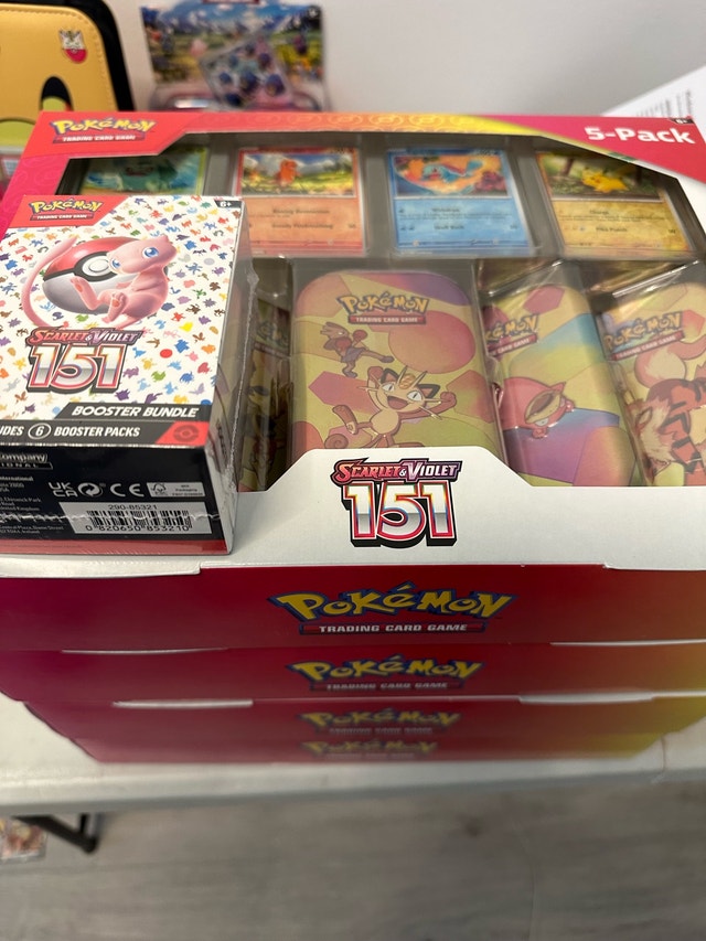Pokemon 151 Costco Mini Tin 5-Pack & Booster Bundle