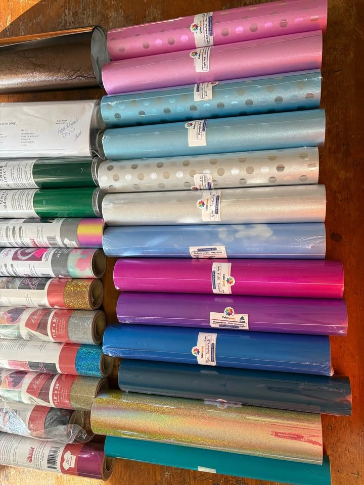 Vinyl rolls and markers - photo 3