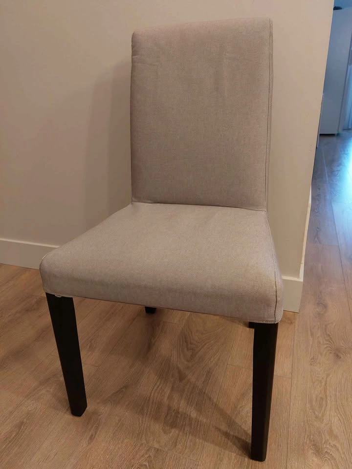 IKEA Bergmund Dining Chair (Very Clean)