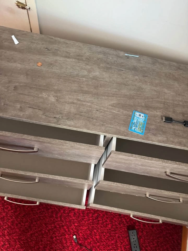 Ashley Furniture 6-Drawer Dresser (Need Gone Urgently) - photo 4