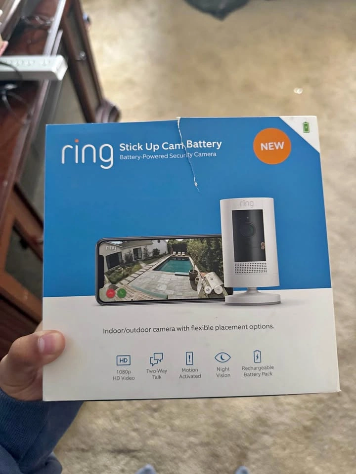 Ring Stick Up Cam Battery-powered