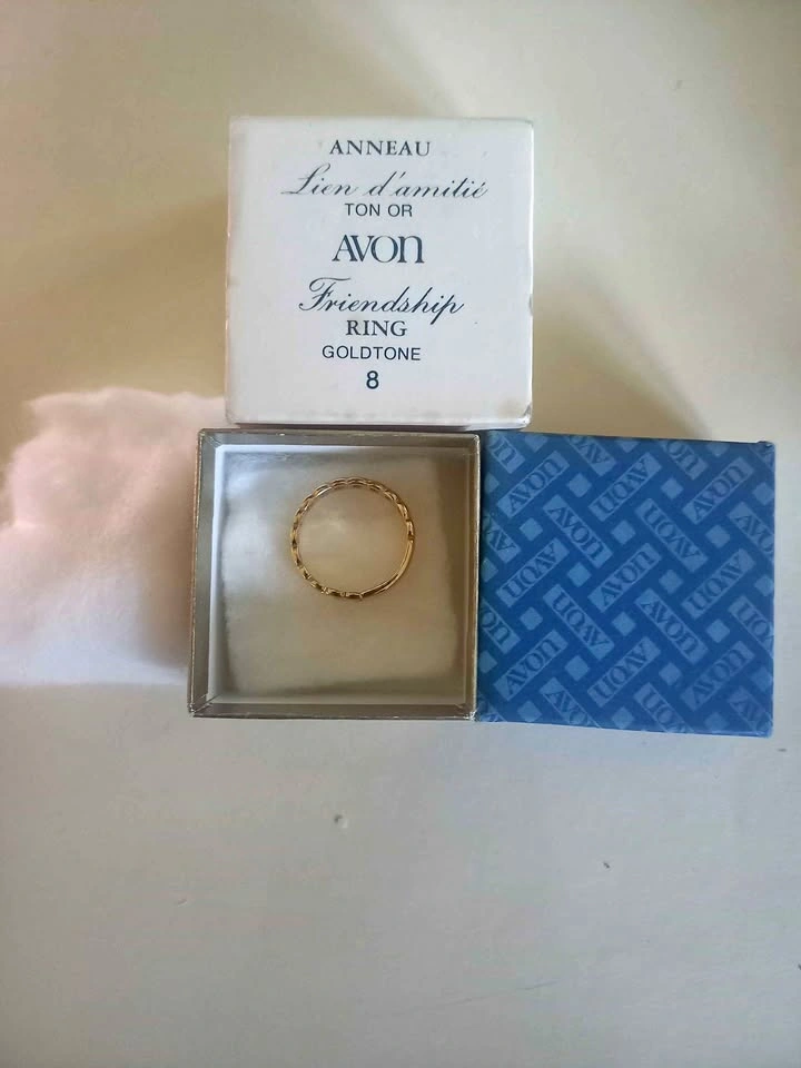 Avon Costume Ring Size 8