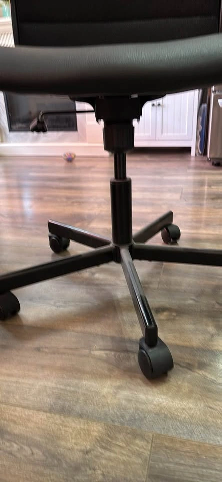 Office Chair - photo 2