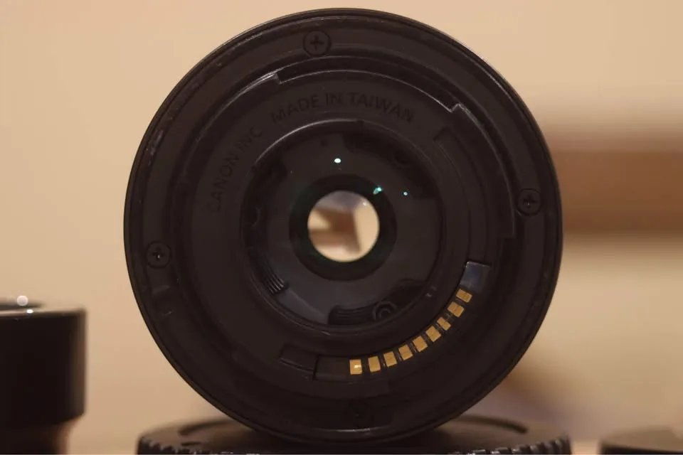 Canon EF-M 15-45mm STM Lens & Adapter image indicator(3)