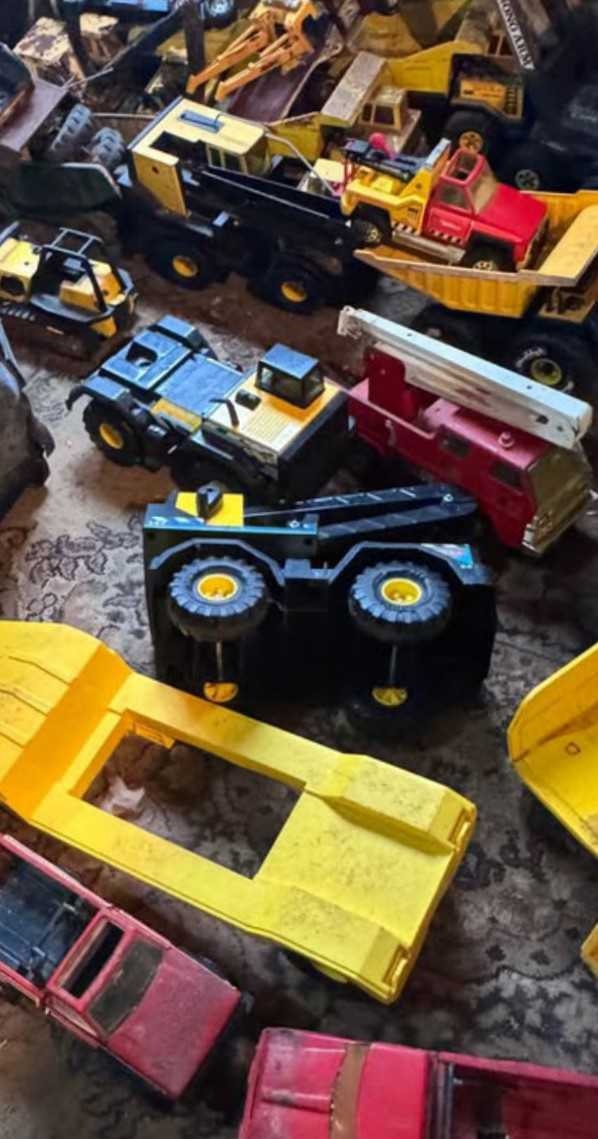 Tonka lot's