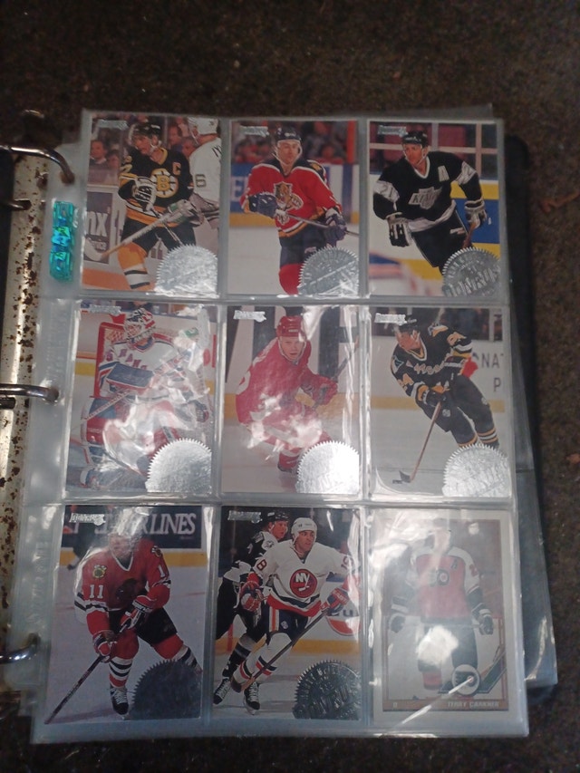 Vintage Collectable Hockey Cards - photo 2