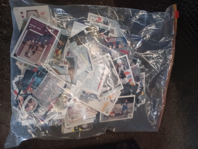 Vintage Collectable Hockey Cards - photo 3