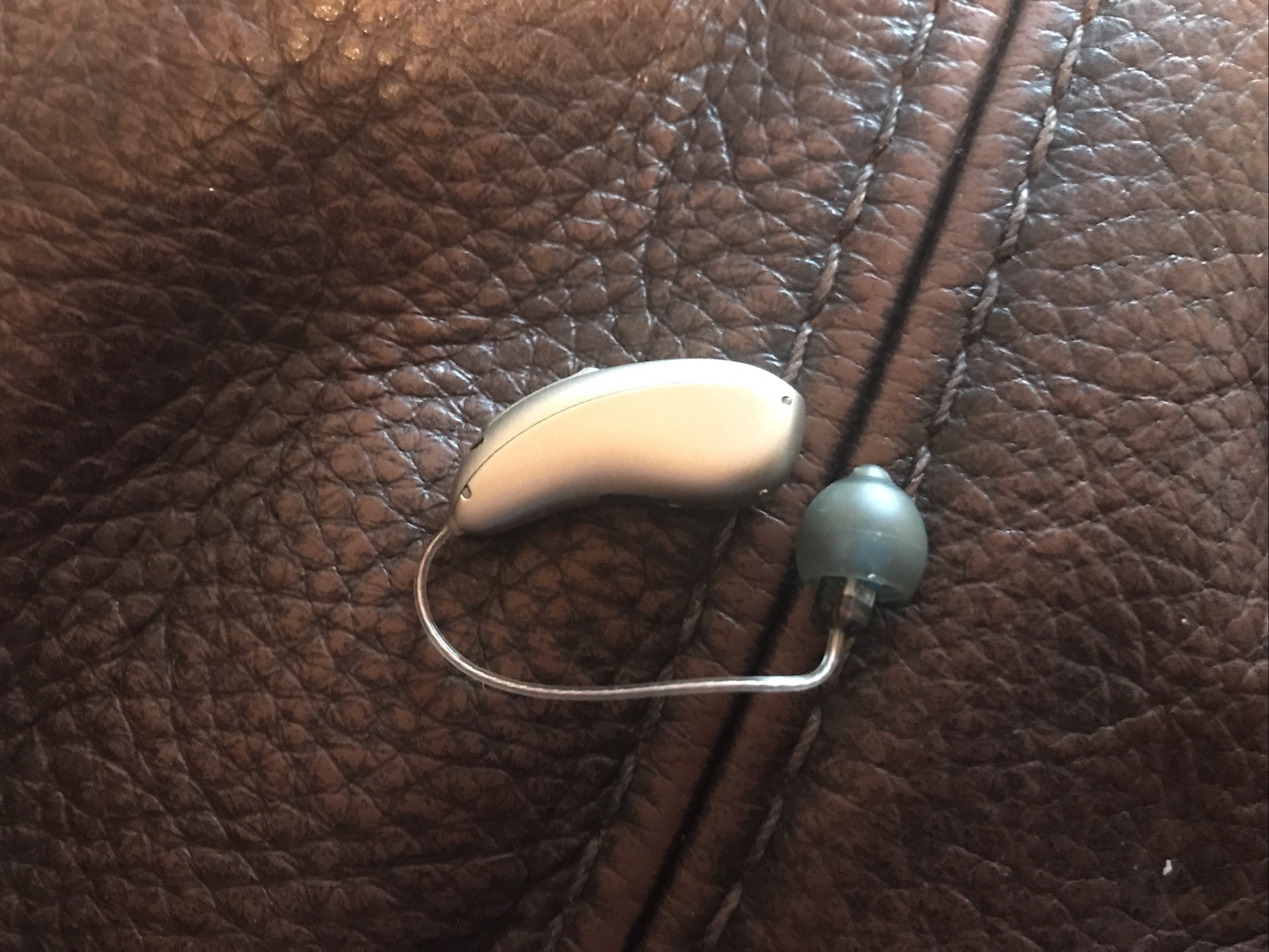 Phonak Paradise Audeo P50 RIC Hearing Aid - Left Ear - photo 2