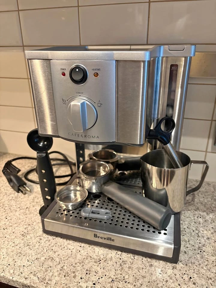 Breville Cafe Roma Espresso Machine