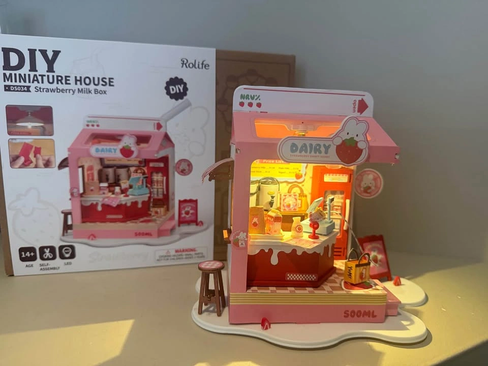 Rolife DIY Miniature House Strawberry Milk Box - photo 3