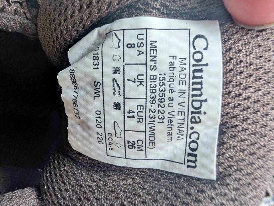 Men's Size 8 Columbia Hiking Boots