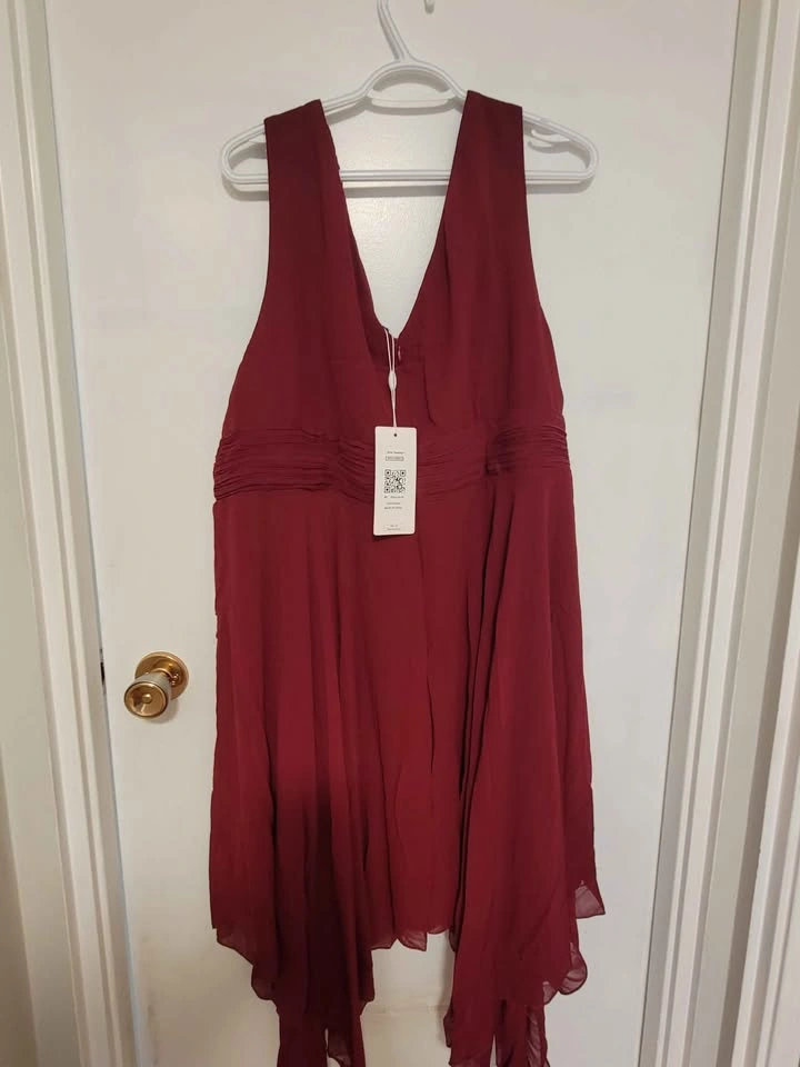 Ever♡Pretty Burgundy Dress - photo 2