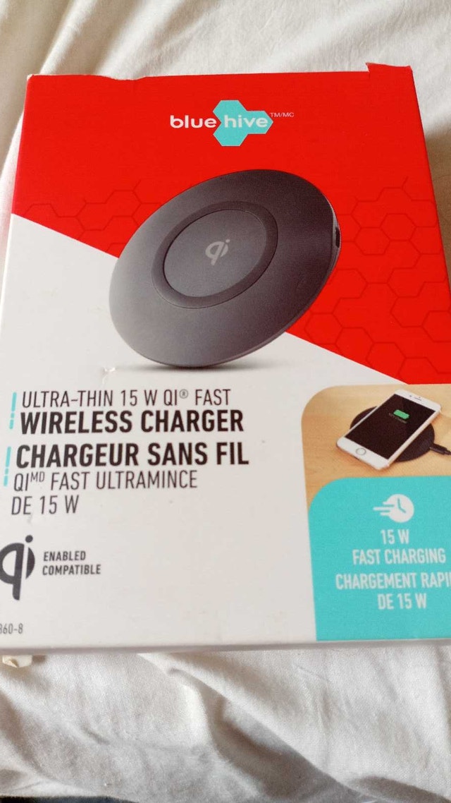 Bluehive Wireless Charger 15W Qi Fast Charging