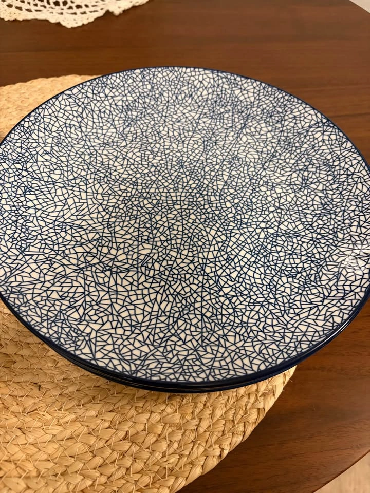Set of 6 Blue and White Crackle Pattern Dinner Plates - photo 2